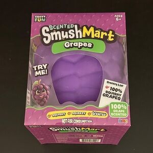 SmushMart Scented Grapes 🍇 - Purple Squishy Toy